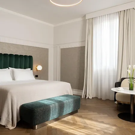 Otel Patria Palace - The Leading Of The World