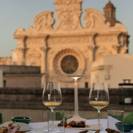 Patria Palace - The Leading Of The World