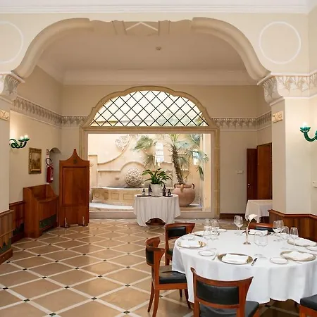 호텔 Patria Palace - The Leading Of The World