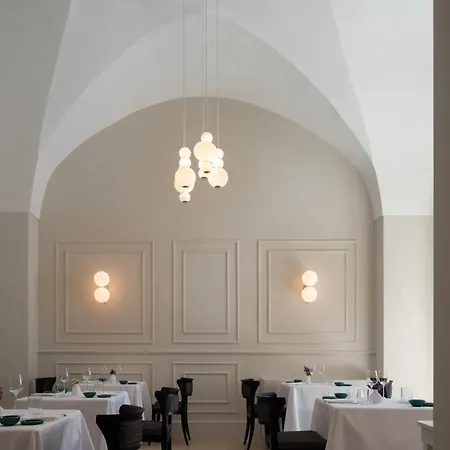 Patria Palace - The Leading Of The World