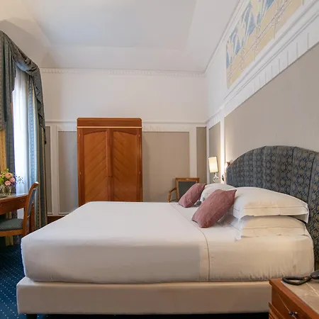 Hotel Patria Palace - The Leading Of The World