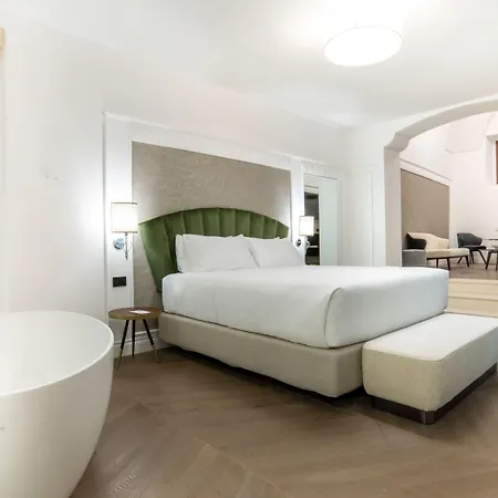 Patria Palace - The Leading Of The World 5*