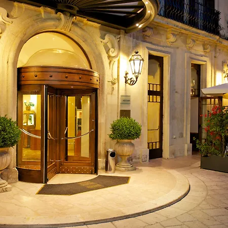 Patria Palace - The Leading Of The World