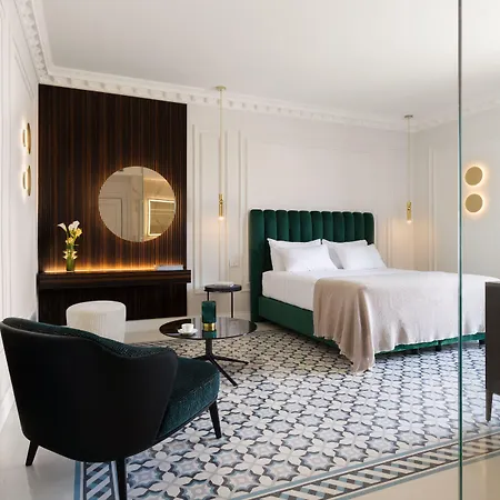 Patria Palace - The Leading Of The World