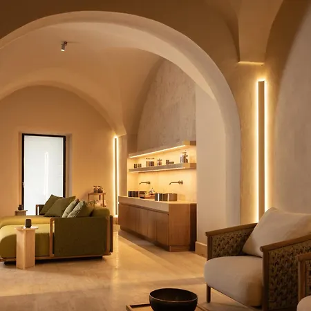 Patria Palace - The Leading Of The World