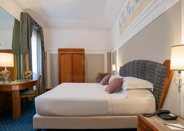 Hotel Patria Palace - The Leading Of The World