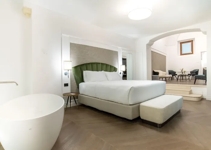 Patria Palace - The Leading Of The World 5*