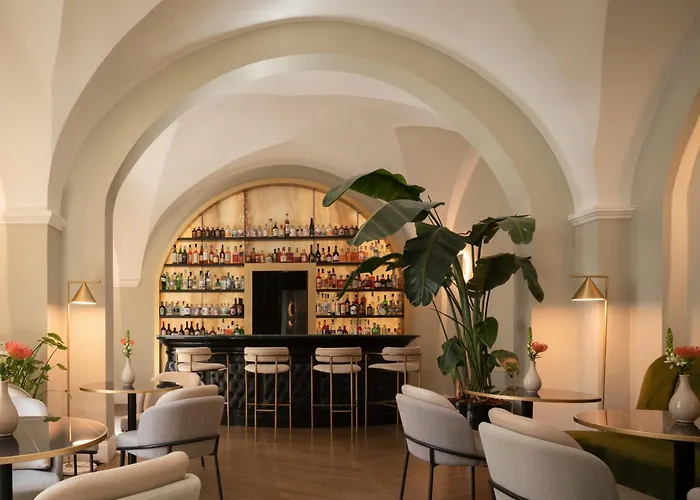 Hotel Patria Palace - The Leading Of The World