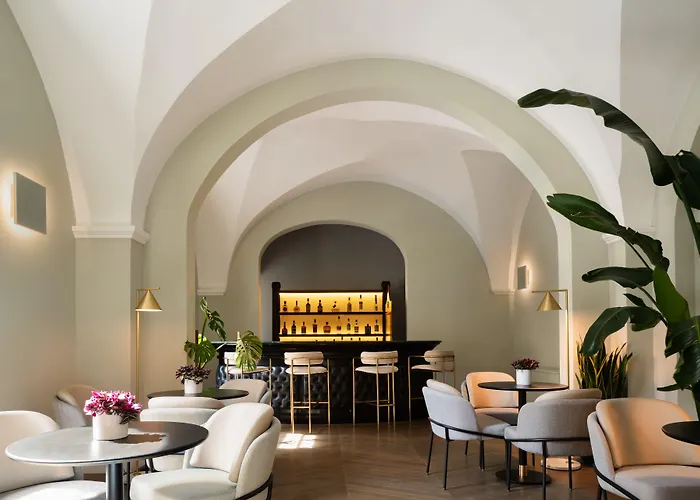 Hotel Patria Palace - The Leading Of The World